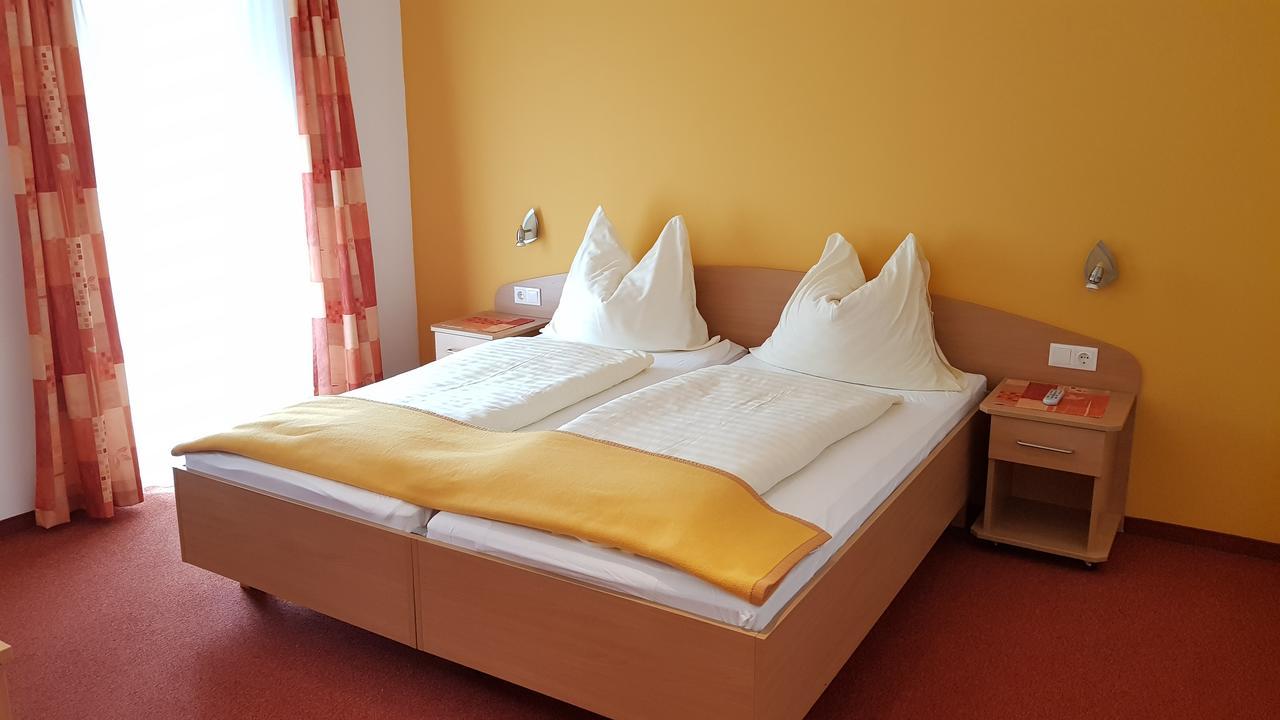 Roseggerhof Hotel Sankt Kathrein am Hauenstein ภายนอก รูปภาพ