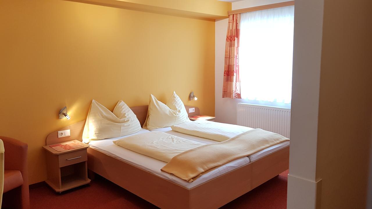 Roseggerhof Hotel Sankt Kathrein am Hauenstein ภายนอก รูปภาพ